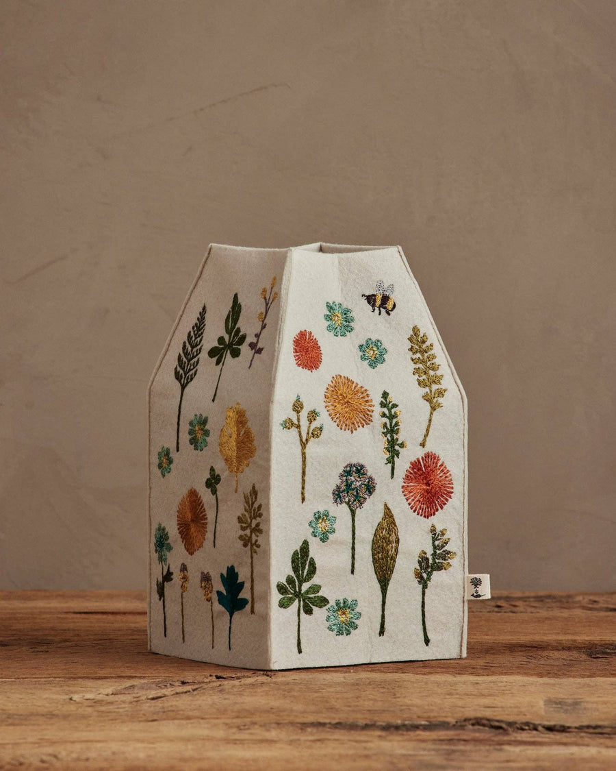 Garden Tissue Box Cover