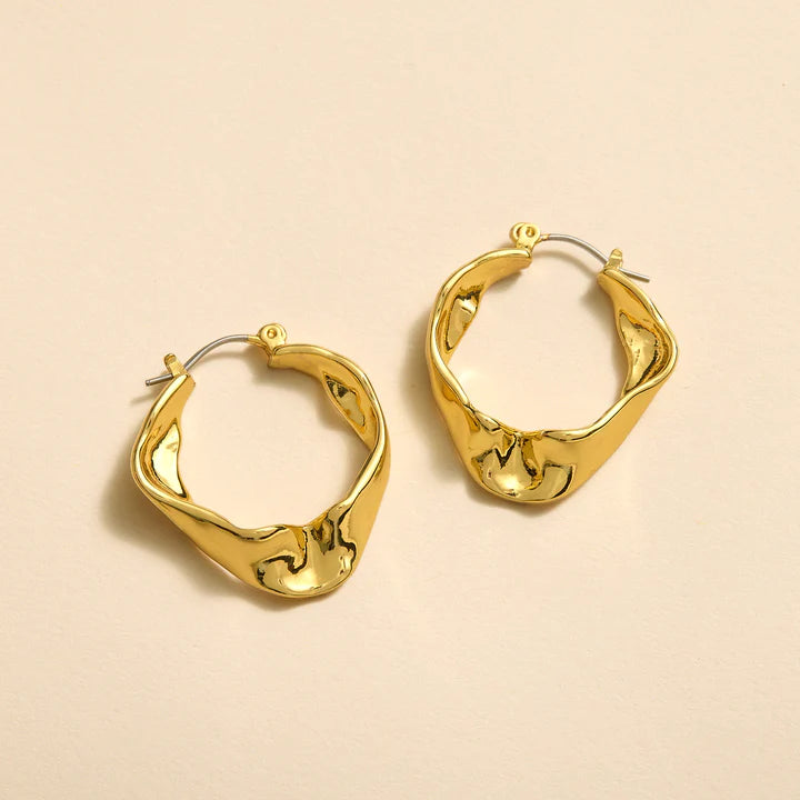 Chiara Hoops