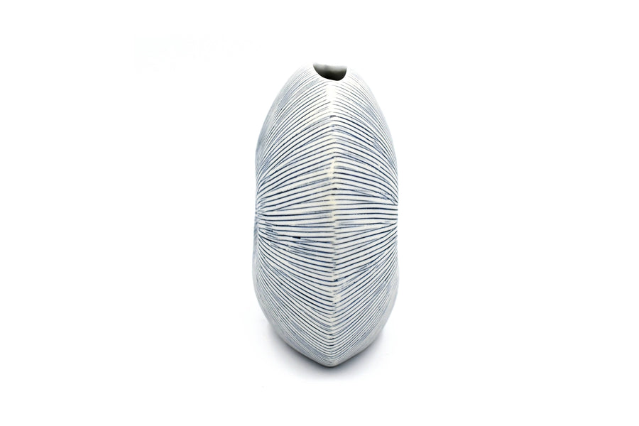 DIVA ROUND MINI S-Handcrafted Porcelain Bud Vase