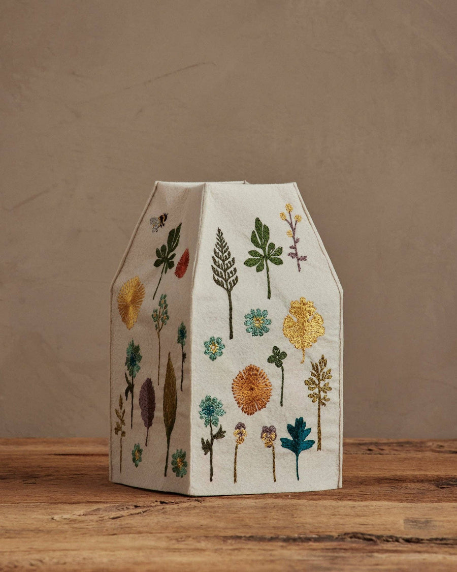 Garden Tissue Box Cover