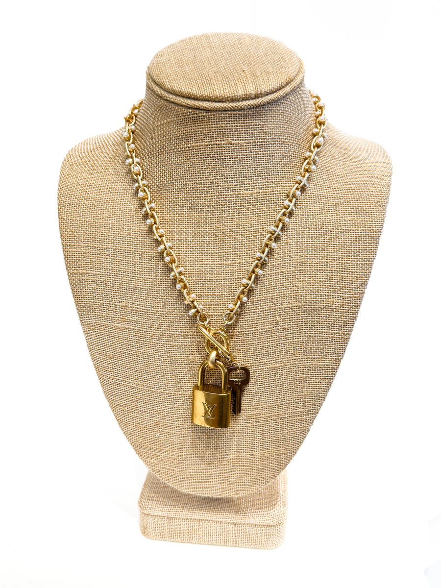Pearl Gear Lock Necklace