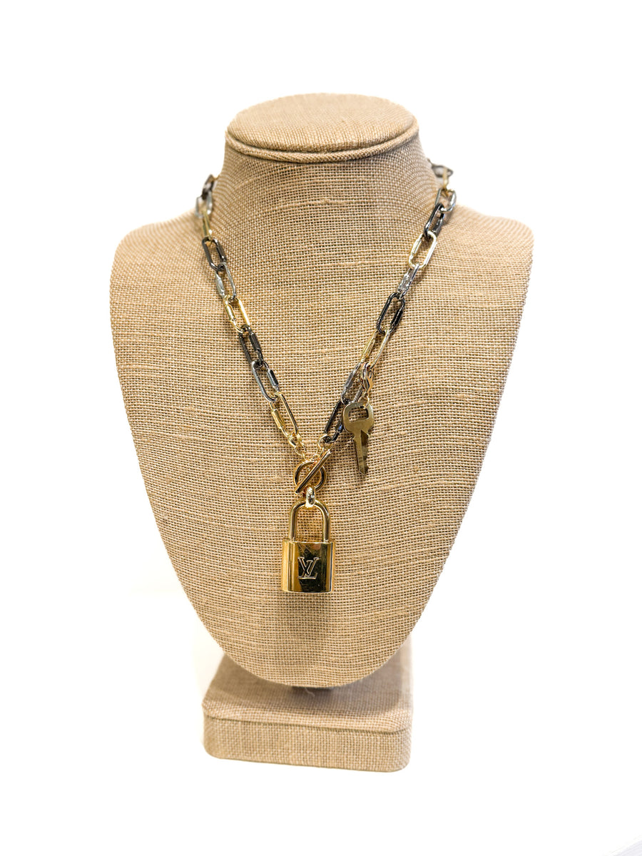 Triton Toggle Lock Necklace