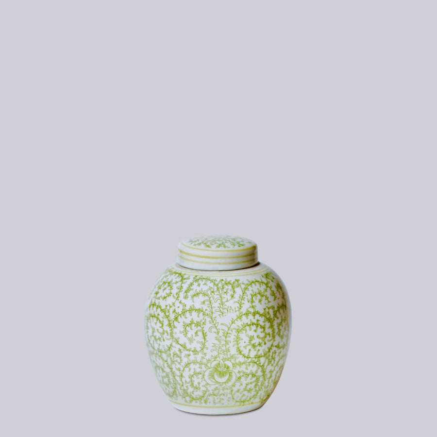 Green and White Porcelain Scrolling Peony Round Jar