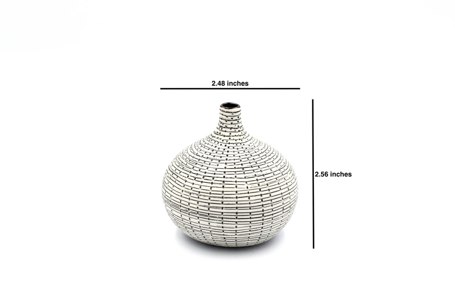 BLACK CONGO TINY S-Handcrafted Porcelain Bud Vase
