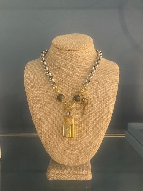 Lab Mega Lock
