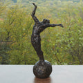 Tahdah sculpture